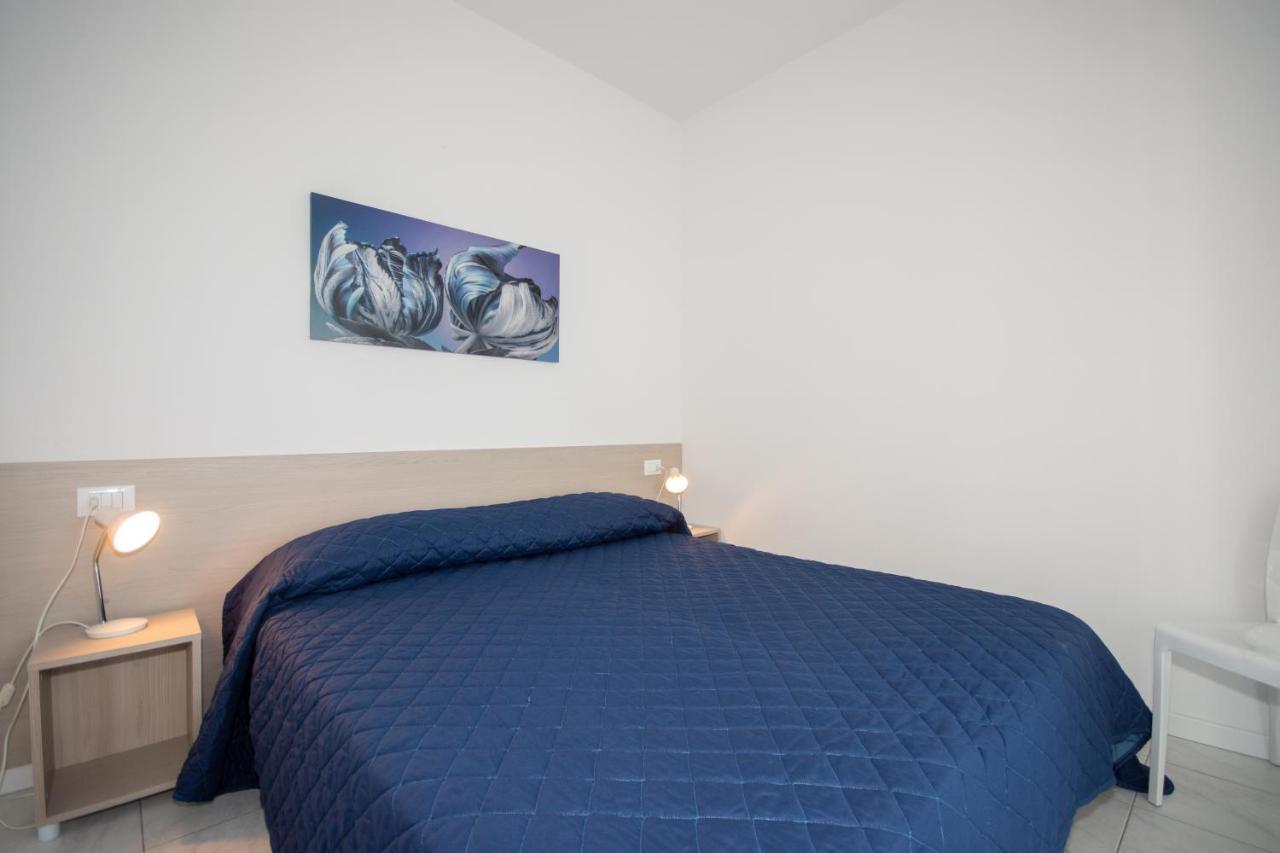 Condominio Nautilus Бибионе Екстериор снимка